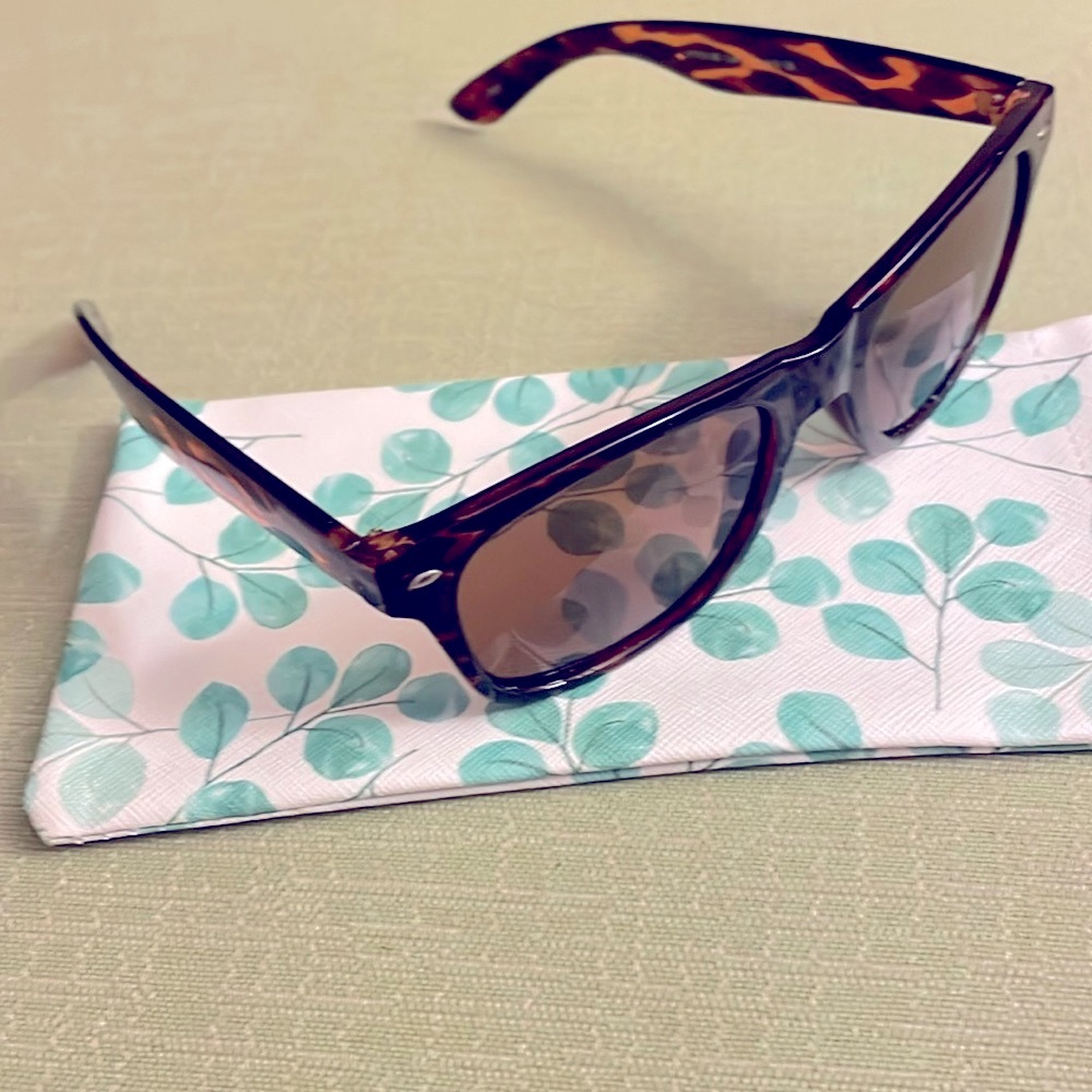 NYS Collection Polarized Bleecker Street Men's Brown Tortoise Sunglasses & Pouch